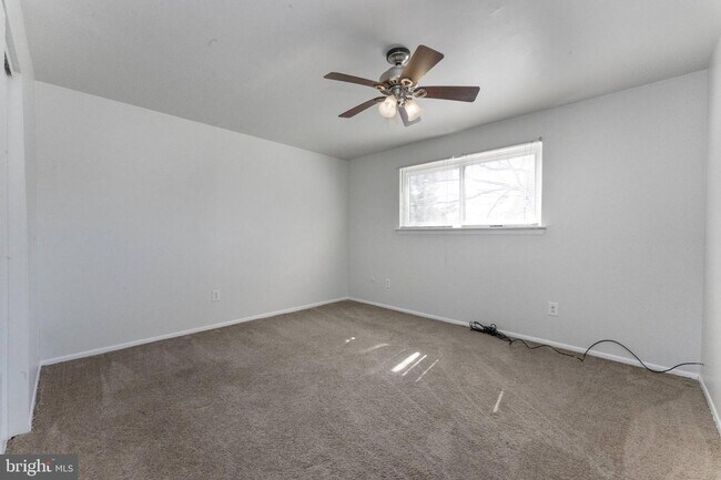 Building Photo - 222 Stony Way