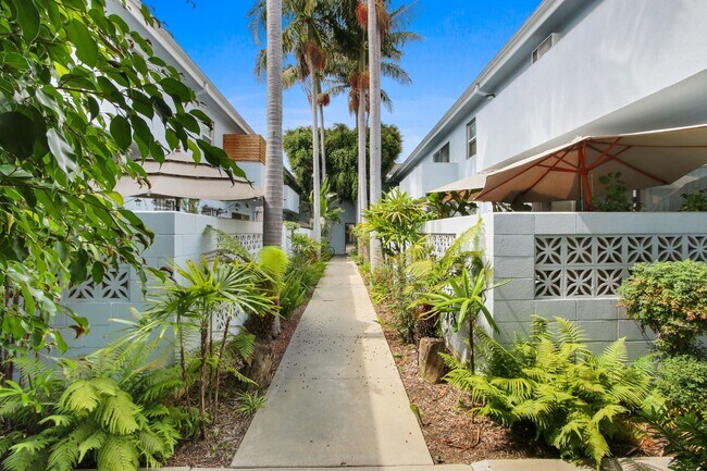 Building Photo - 3637 Jasmine