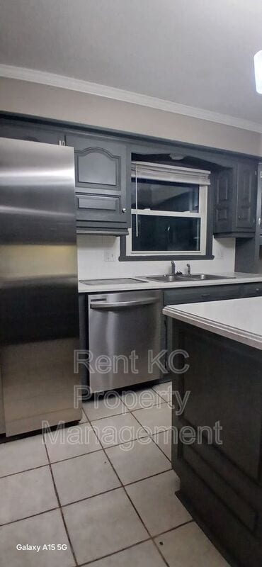 Building Photo - 7201 Hardy Ave