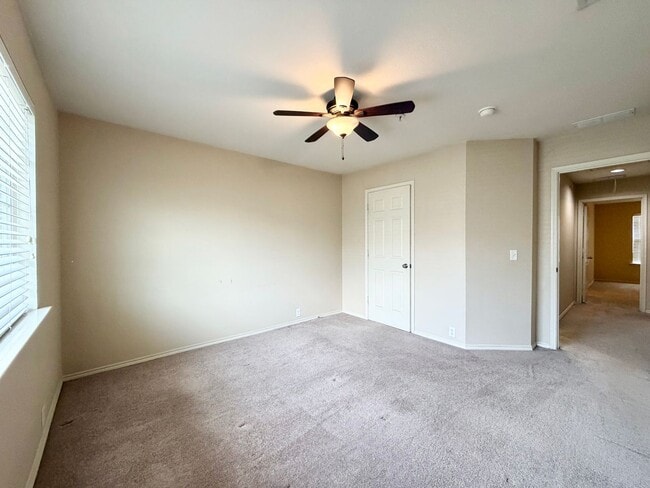 Building Photo - 2224 Stonepark Pl