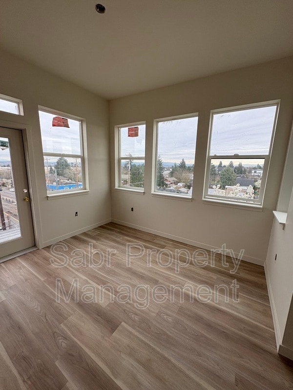 Building Photo - 1520 N Bryant St