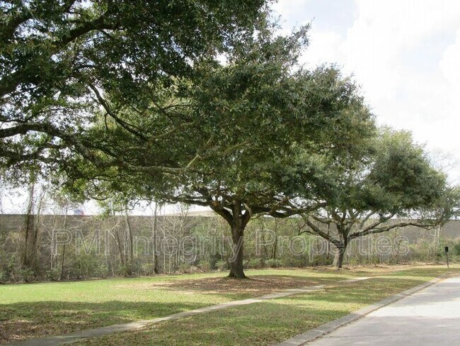 Building Photo - 8441 E Cypress Point Ct