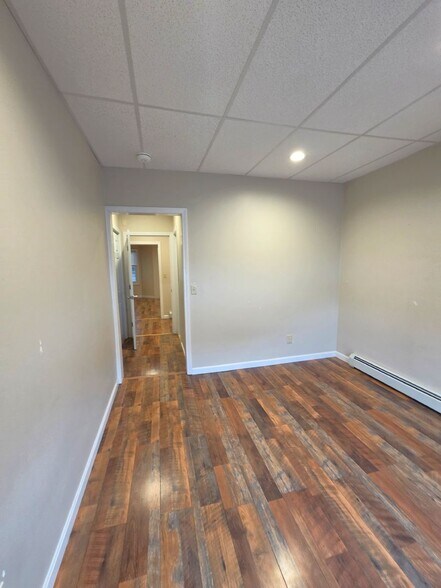 Building Photo - 1340 Cranston St
