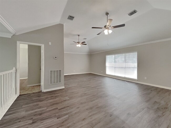 Building Photo - 510 Tanguey Ct