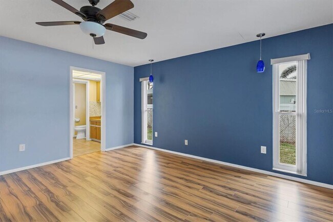 Building Photo - 5221 Lemon Bay Dr
