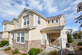 Building Photo - Beautiful townhome near Ft. Carson available to move in!