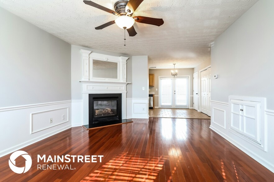Building Photo - 452 Spring Head Ct