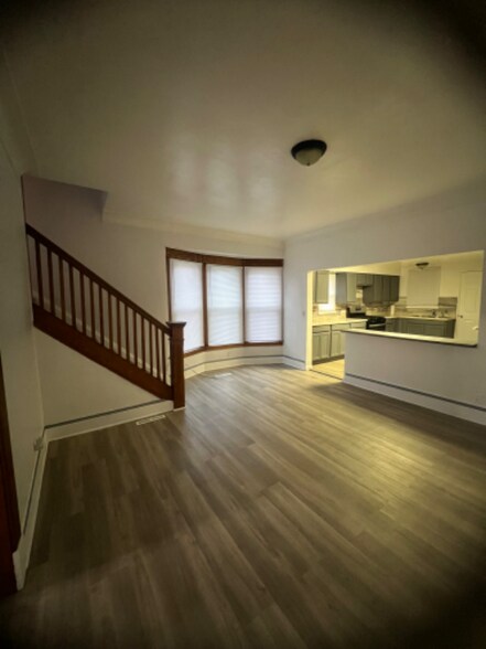 Building Photo - 751 Woodland Ave