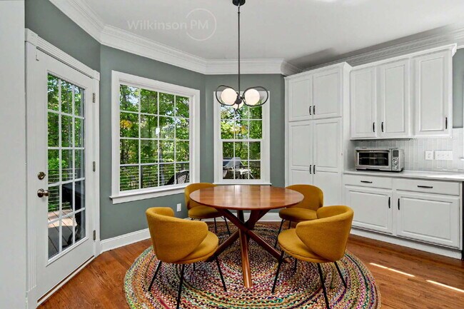 Building Photo - The Finest Furnished Upscale Executive Home, an Exquisite Luxury Rental, in Tega Cay for the Disc...