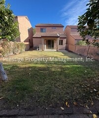 Building Photo - 2/2.5 2 Story Home in Sahuarita!!