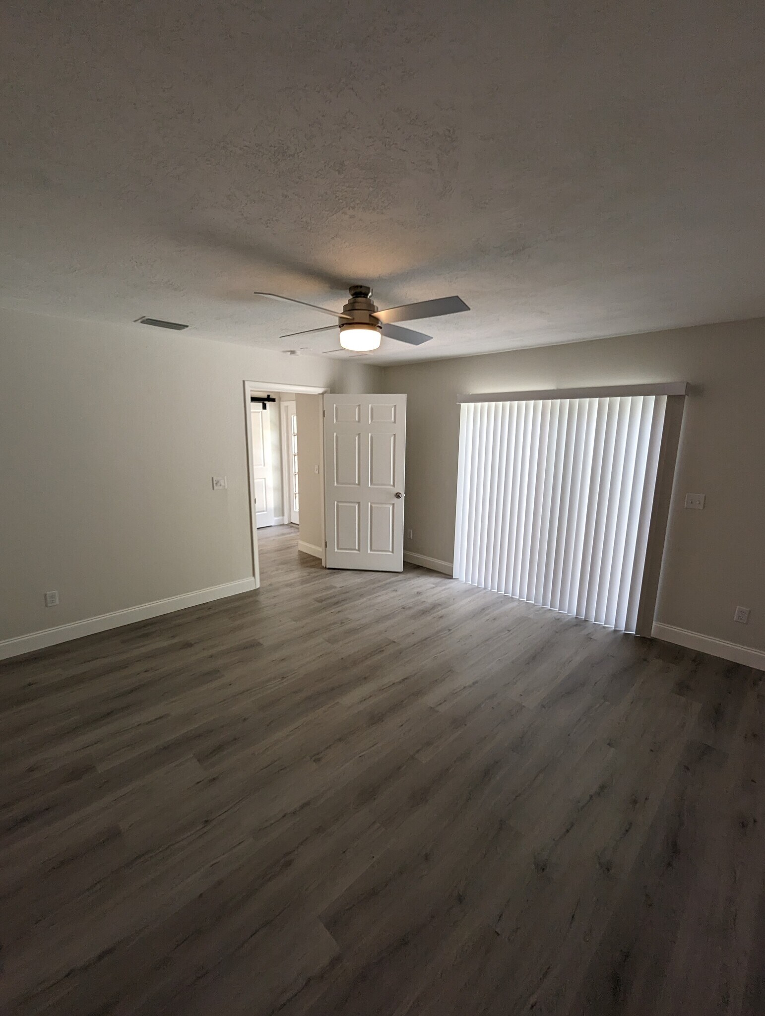 Building Photo - 12812 129th Ave