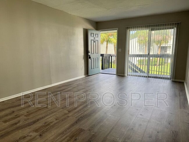 Building Photo - 4151 S Semoran Blvd
