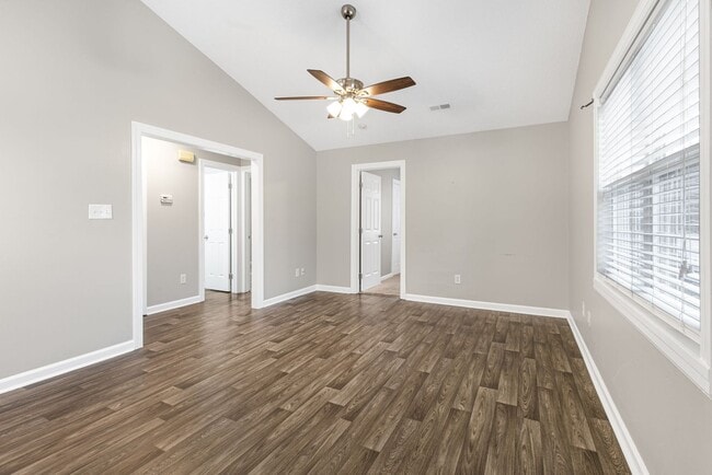 Building Photo - 3419 Pear Tree Court Unit A