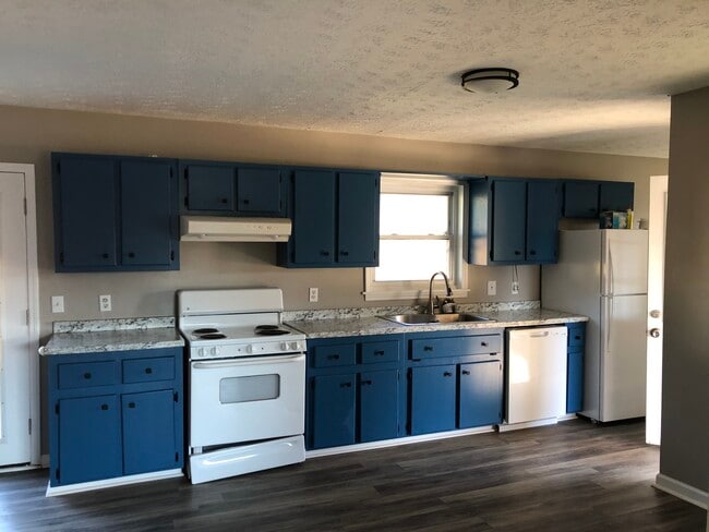 Building Photo - 1167 Hall Memorial Rd NW