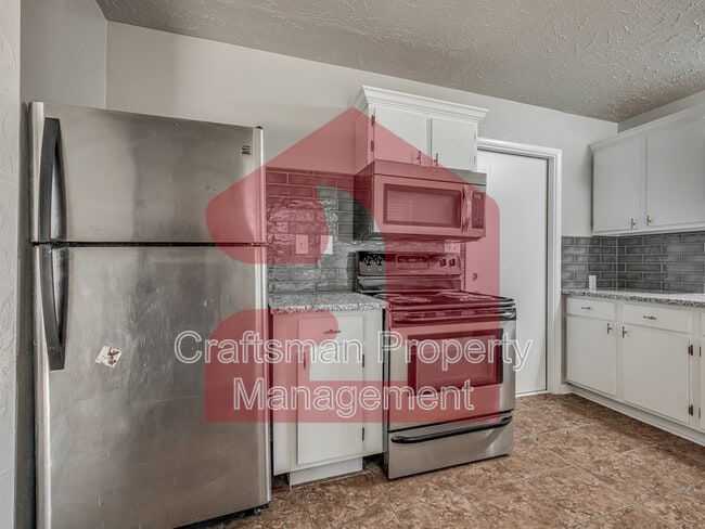 Building Photo - 10504 Ridgeview Dr