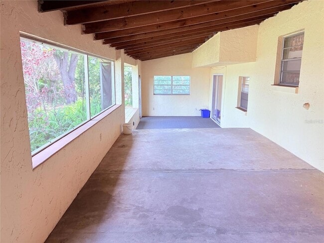 Building Photo - 1008 Lady Guinevere Dr