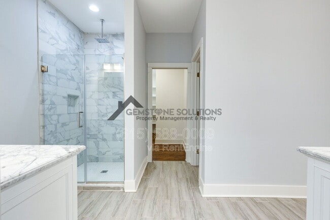 Building Photo - 628 Shelby Ave