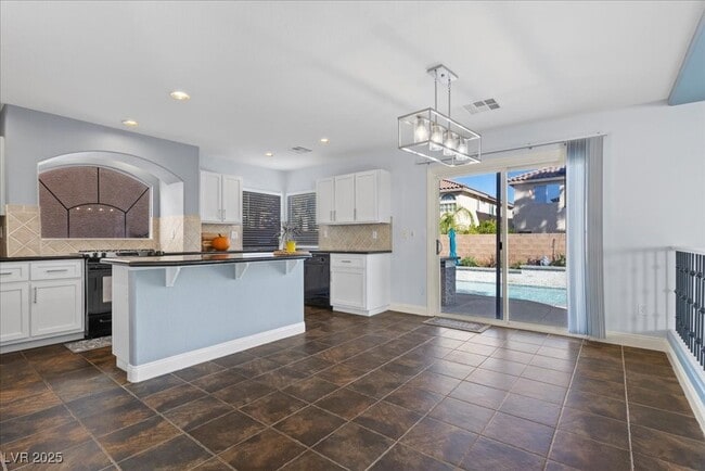 Building Photo - 10902 Fintry Hills St