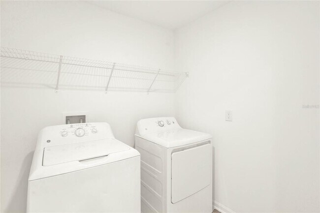 Building Photo - 517 Bell Prairie Cir