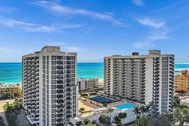 Building Photo - 525 N Ocean Blvd