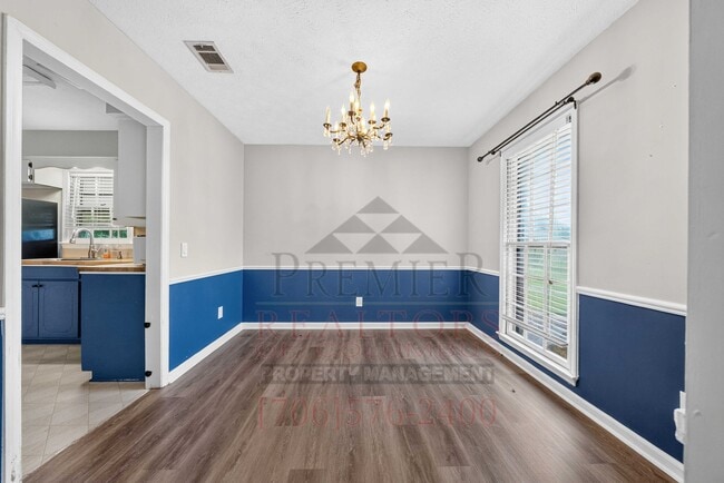 Building Photo - 4008 Penrod Dr