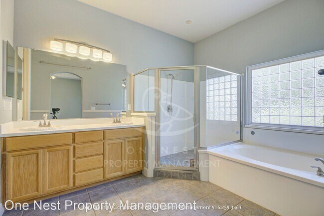 Building Photo - 3 br, 2 bath House - 419 Savannah Dr