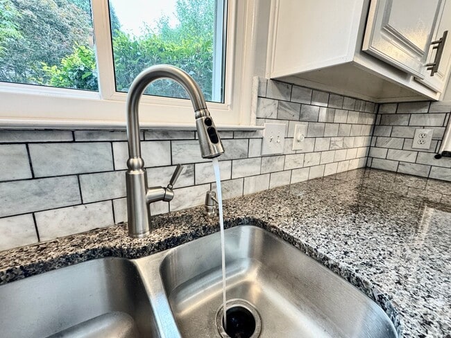 Building Photo - Ready NOW! A First-Time Rental in Ocean La...