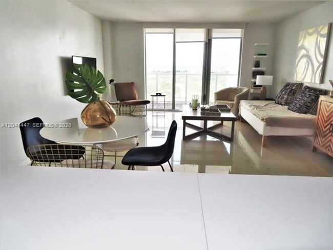 Building Photo - 5701 Collins Ave
