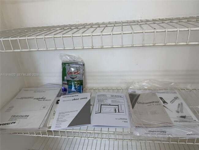 Building Photo - 2199 NW 77th Way