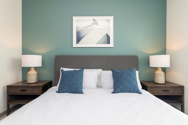 Building Photo - 2401 Aldrich St