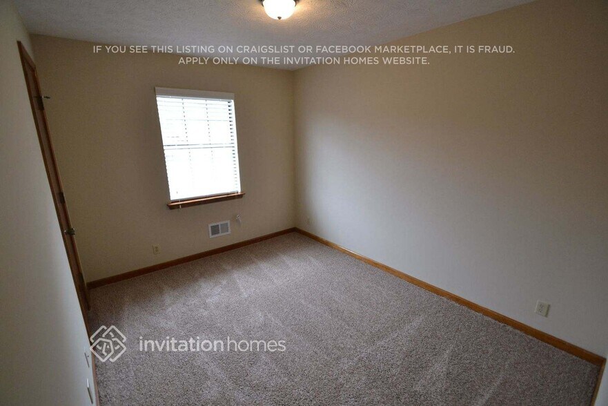 Building Photo - 2700 Rockdale Dr