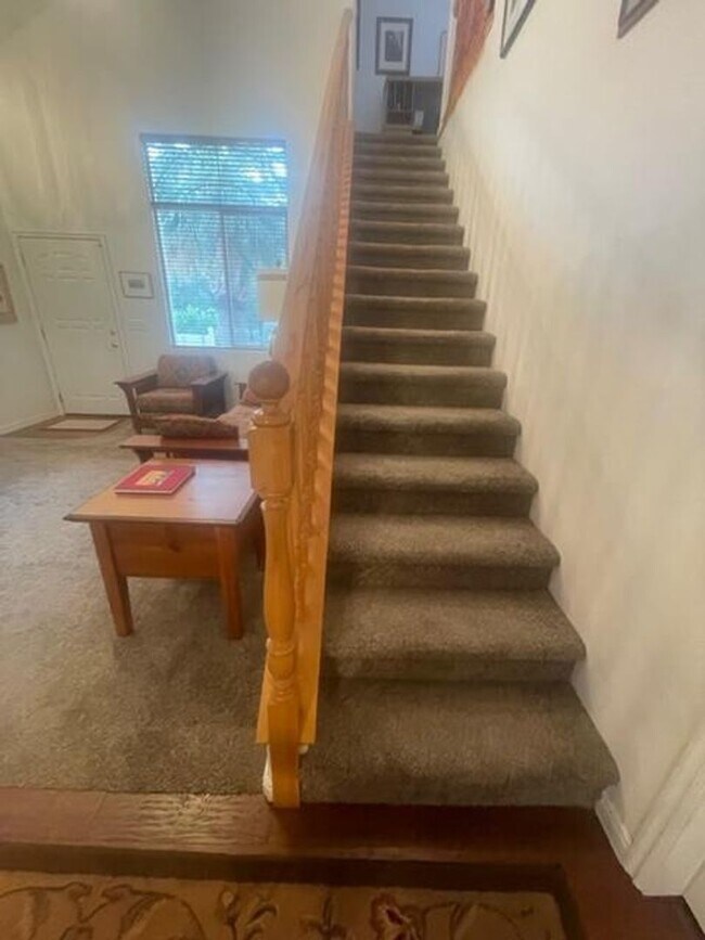 Building Photo - Furnished home available! Landscape maintenance included.