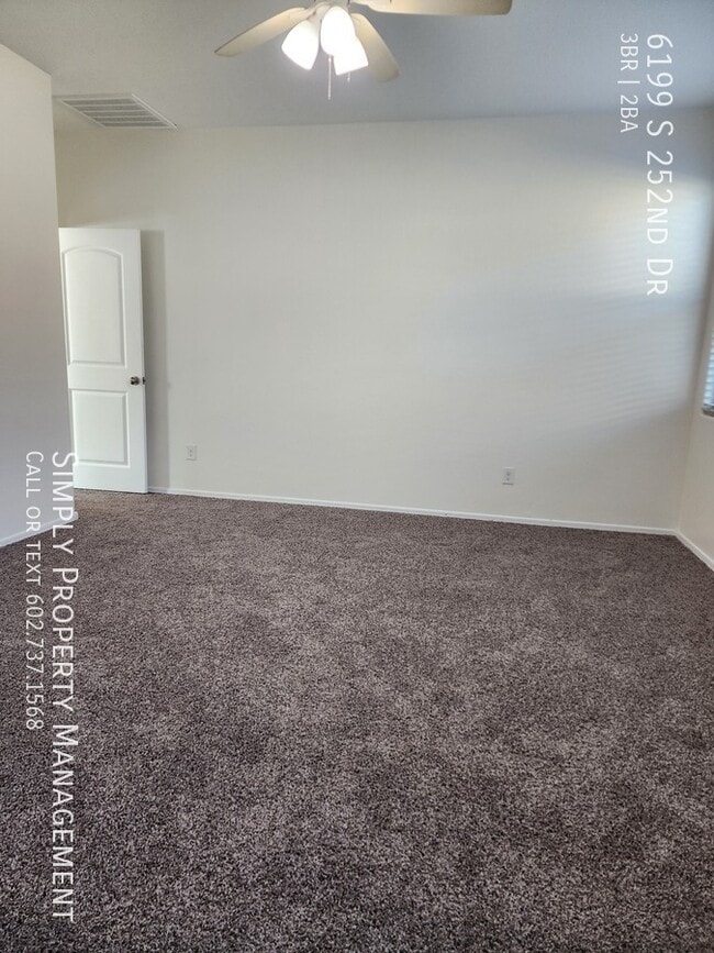 Building Photo - 6199 S 252nd Dr