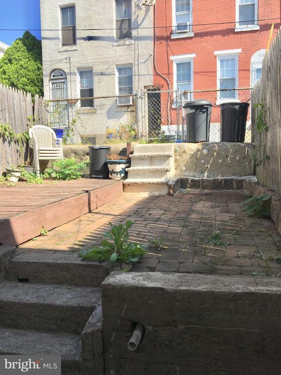Building Photo - 4529 Smick St