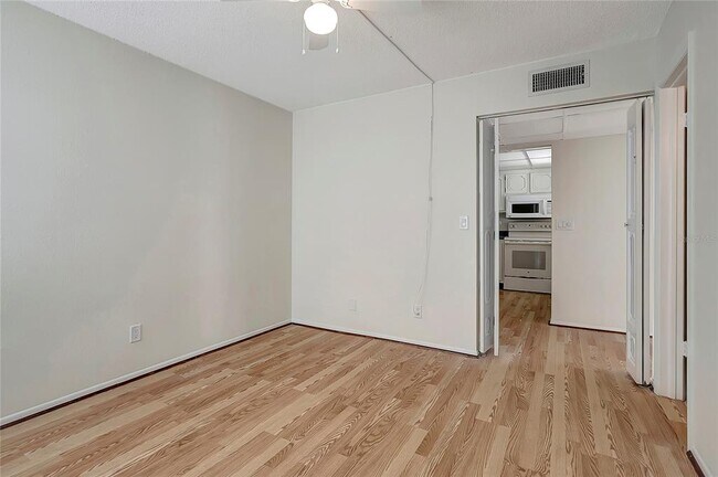 Building Photo - 14130 Rosemary Ln