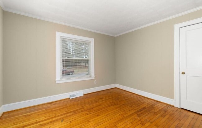 Building Photo - Location, Community, Quality Living. It Starts Here!