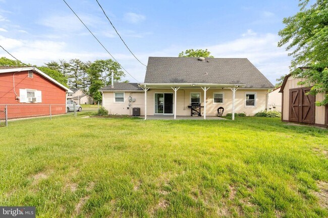 Building Photo - 35 Mullshire Ln