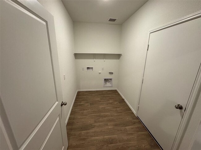 Building Photo - 12114 Pike Bnd