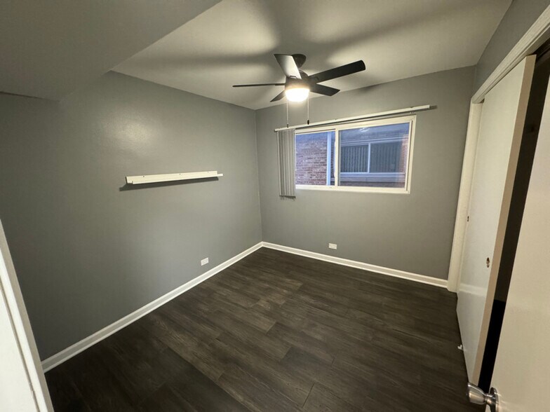 Building Photo - 4911 N Harlem Ave