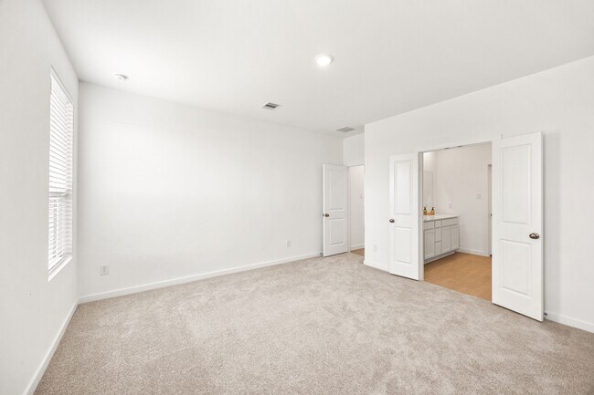 Building Photo - 16507 Mesquite Fld Dr