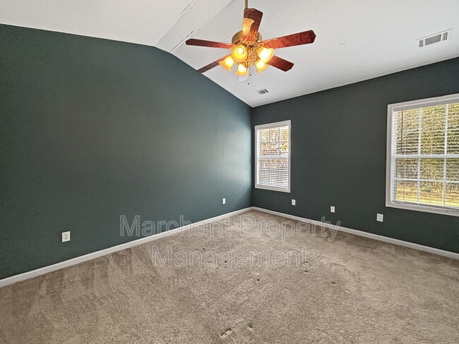 Building Photo - 125 Wild Dogwood Way