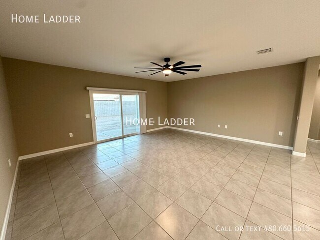 Building Photo - 36725 N Alderney Ct