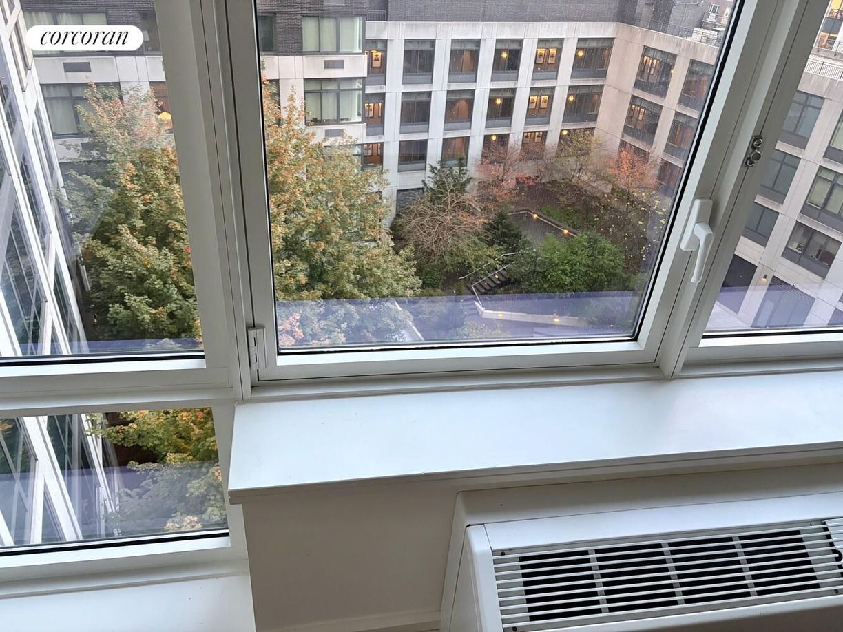 Building Photo - 60 Riverside Blvd