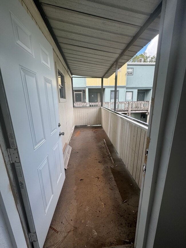 Building Photo - Spacious 3-Bedroom, 2.5-Bathroom Condo – P...