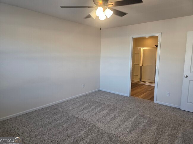 Building Photo - 234 Bellflower Cir