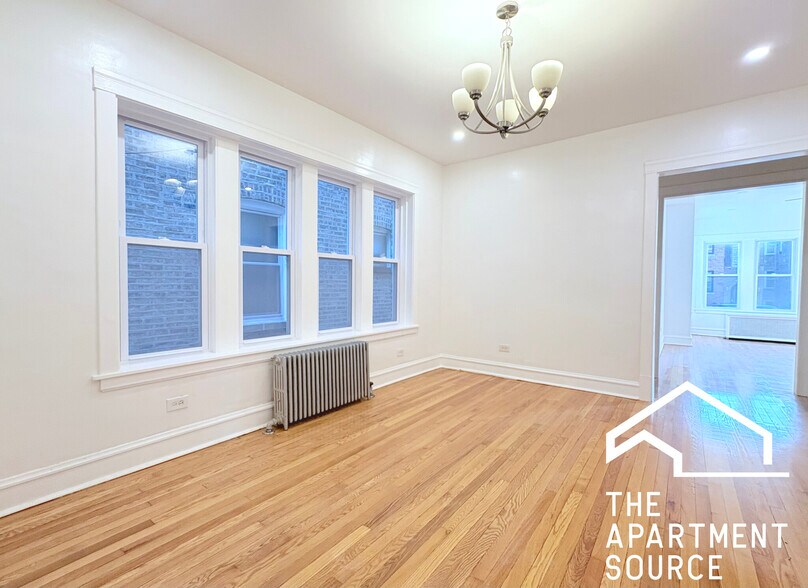 Building Photo - 5713 N Talman Ave