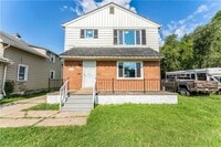 Building Photo - 4646 E 147th St