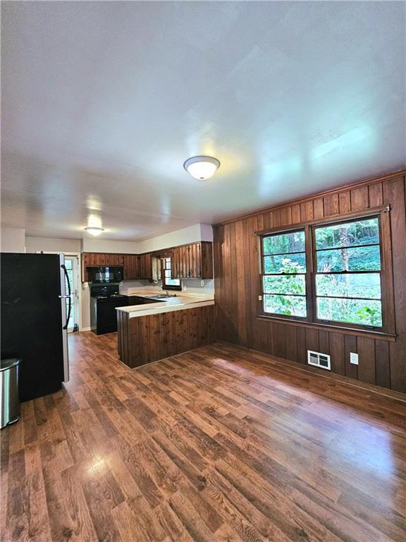 Building Photo - 813 Crockett Ct
