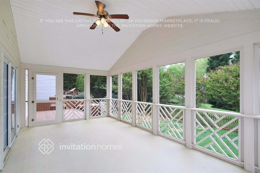 Building Photo - 9501 Arborview Ct