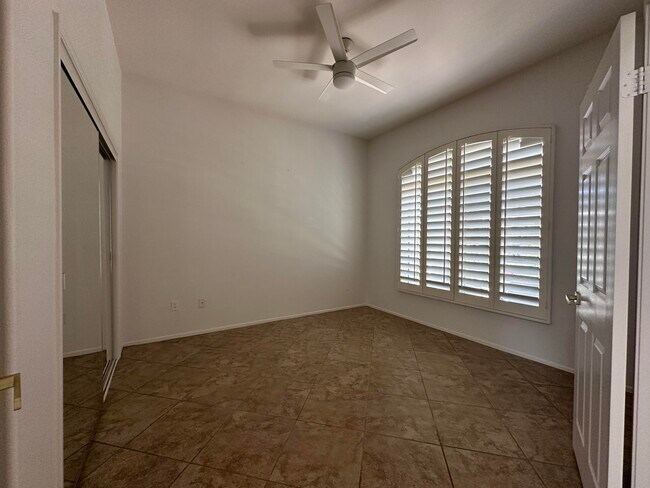 Building Photo - 78284 Rainbow Dr